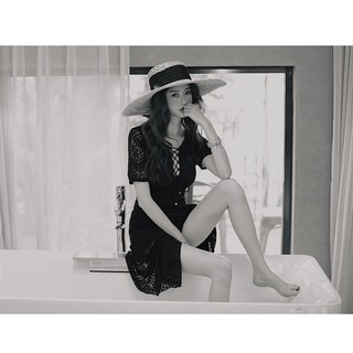 Liền thân bikini ren đùi