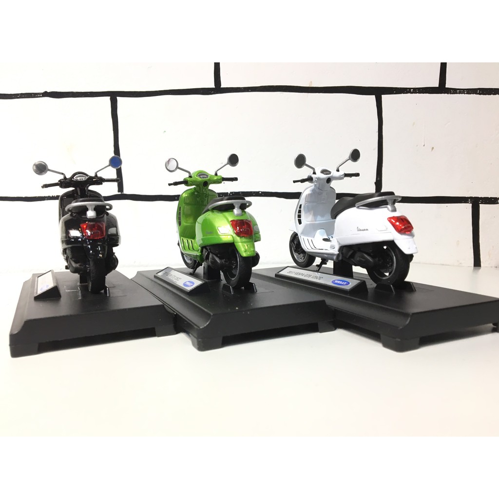 MÔ HÌNH XE VESPA GTS 125CC 2017 1:18 WELLY