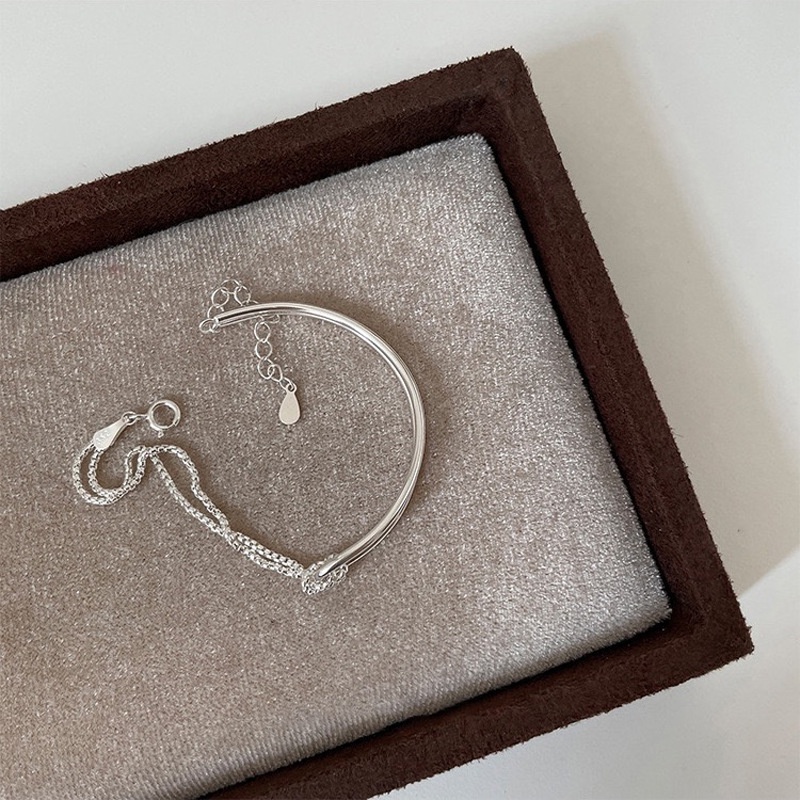 Vòng đeo tay kiểu Hàn Quốc đan xen với nhau tối giản thời trang cá tính xu hướng vòng đeo tay nữ