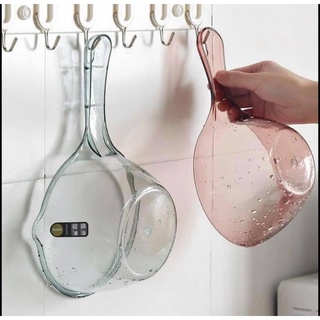  Gáo múc nước trong suốt