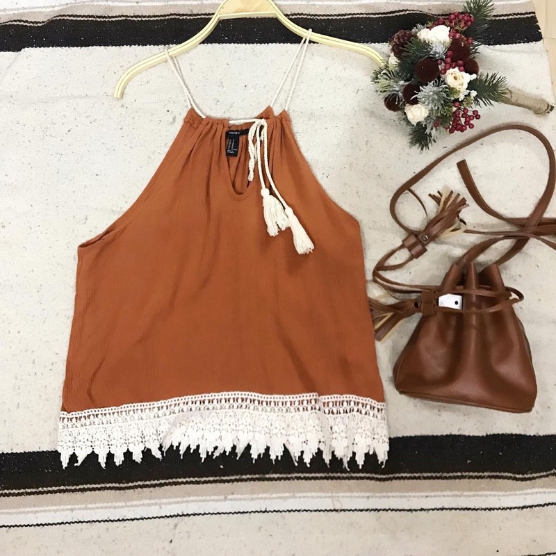 Áo hai dây phong cách bohemieng / áo hai dây magu cam viền ren độc lạ