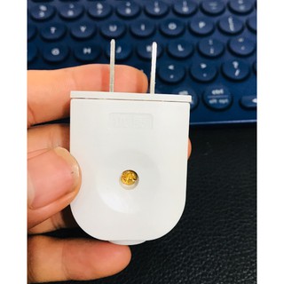 Phích Cắm Điện Góc 90 Độ (Loại Đẹp - Chân Dẹt)