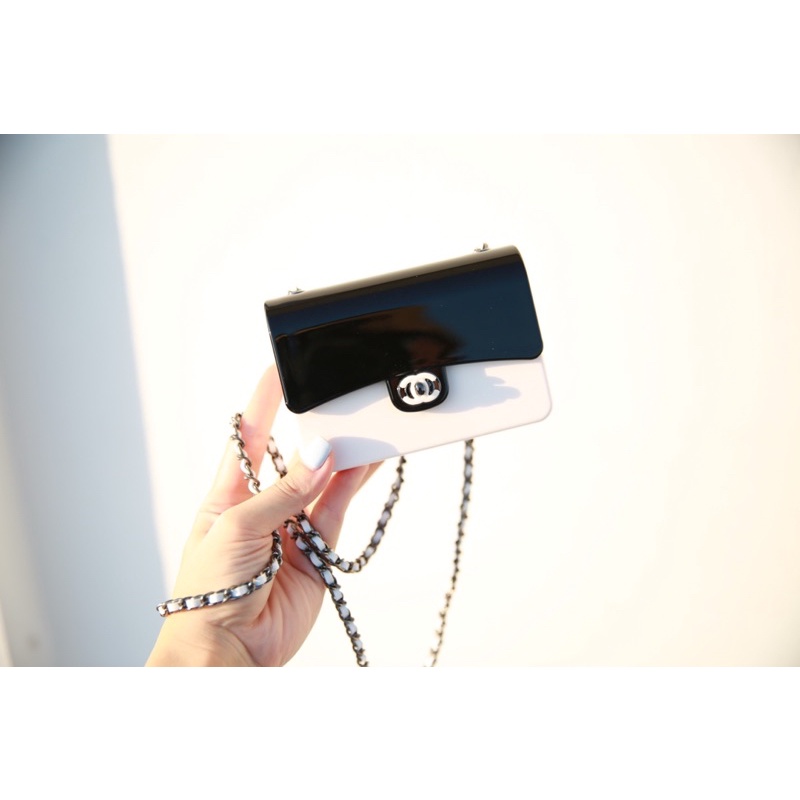 TÚI ĐEO CHÉO NHỰA MINI SIZE 12CM MIX ĐEN TRẮNG CẦM NẶNG TAY FULLBOX SMANO BAGS HOẢ TỐC