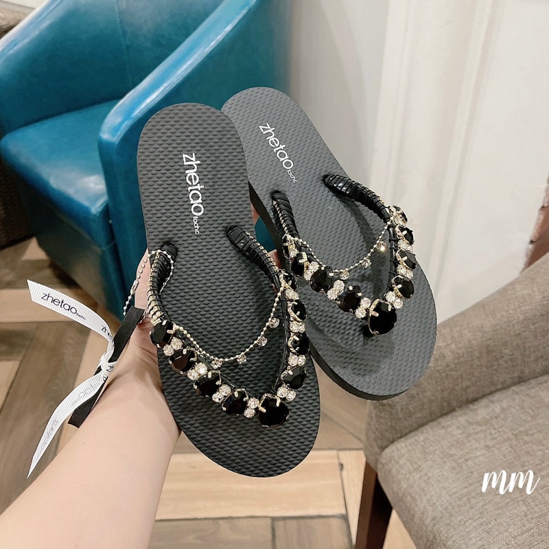 Xỏ ngón đá cực xinh