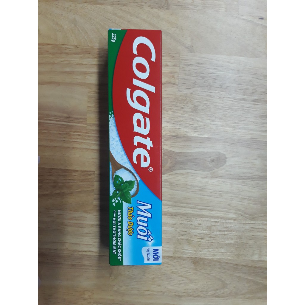 (CP) Kem đánh răng Colgate Muối Thảo Dược 225g