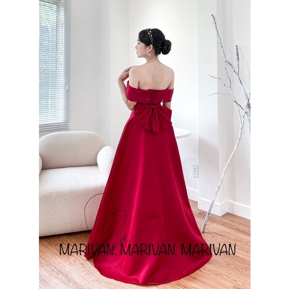 Đầm cưới nàng dâu rớt vai phối Nơ voan kiếng cực thơ