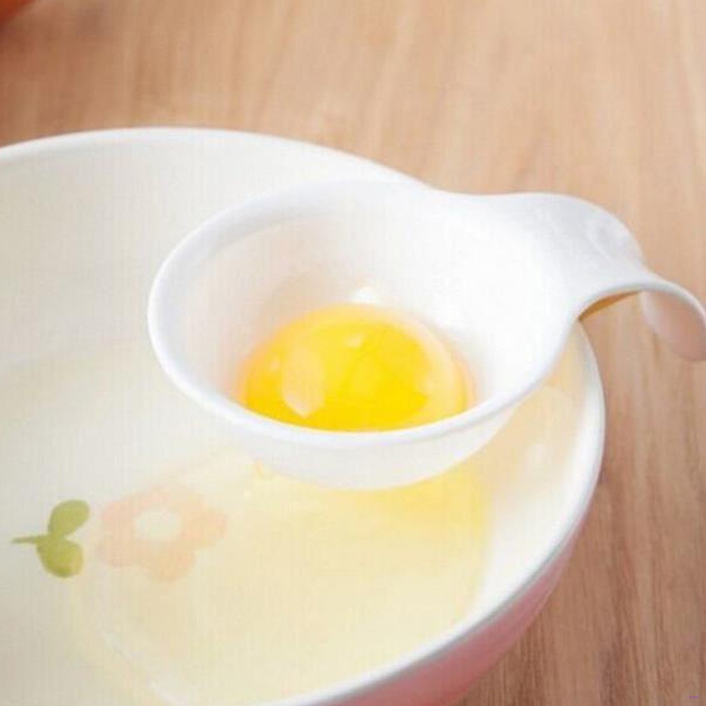 Dụng cụ tách lòng đỏ trứng tiện dụng