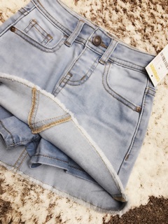 Quần short bò giả chân váy