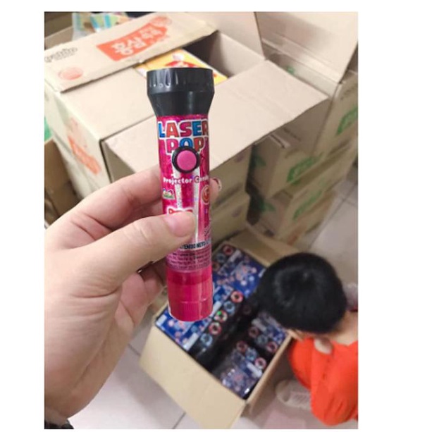 Kẹo đèn pin Laser Pop siêu hot hit ạ