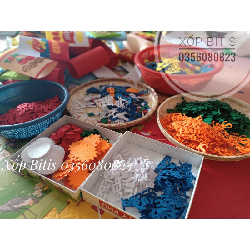 Chữ gắn lên bim bim, nước ngọt vải nỉ
