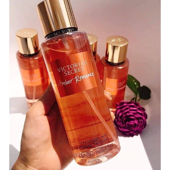 Xịt Thơm Toàn Thân Victoria's Secret Amber Romance 250ML