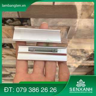 Combo 10 bảng tên nhân viên thay tên nhân viên kim loại