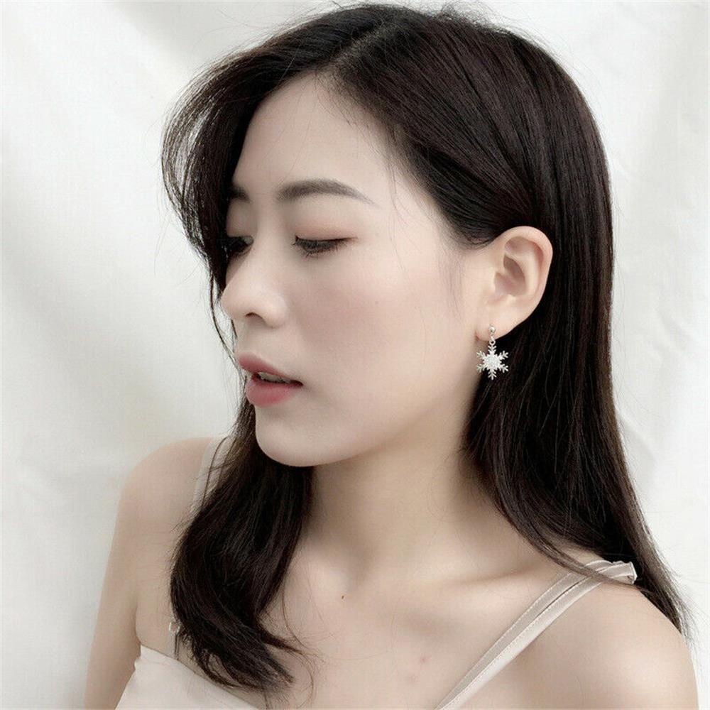 Khuyên Tai Xếp Chồng Lên Nhau Hình Bông Tuyết Giáng