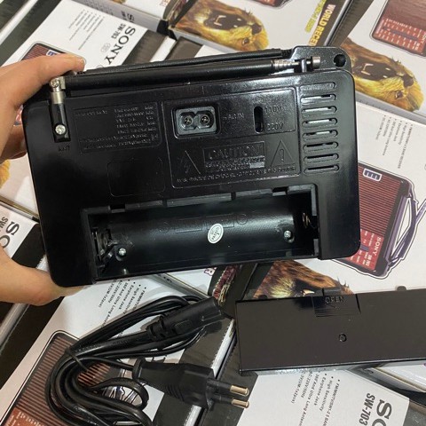 Đài radio SW-703 AC