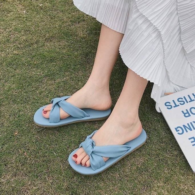 Dép Hở Ngón Quai Chéo Thời Trang Sành Điệu Dành Cho Bạn Nữ JINXCHOY