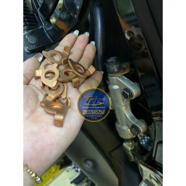 Phe đồng bơm đạp Yaz - Yaz125