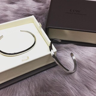 Vòng Daniel Wellington Classic Cuff ( Sliver )