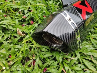 Akrapovic đùi gà carbon nhập Thái