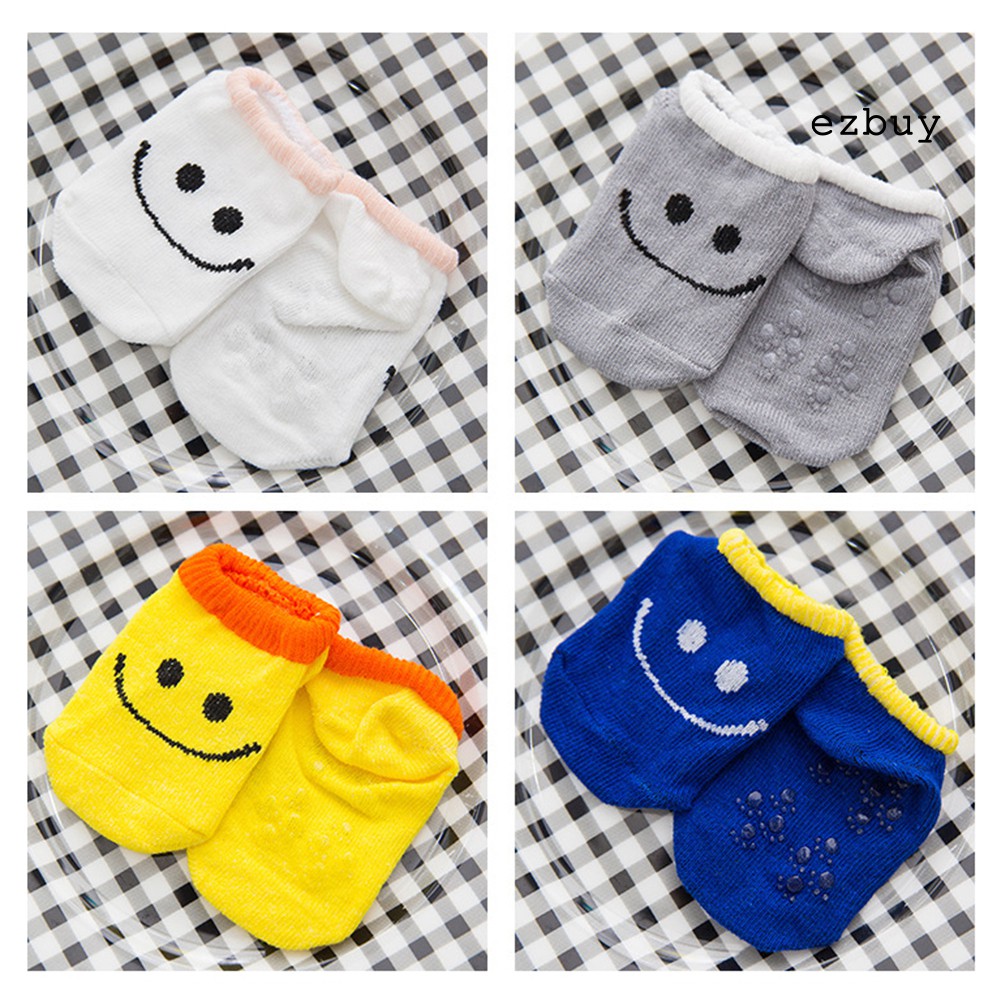 Tất Chống Trượt Thoáng Khí In Hình Mặt Cười Dễ Thương Cho Bé