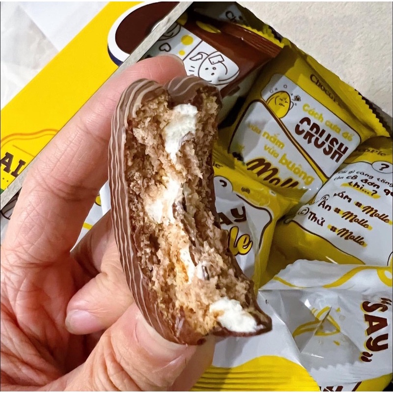 Bánh Chocopie Molle Kem Mềm Vị Hạnh Nhân Hộp 276G
