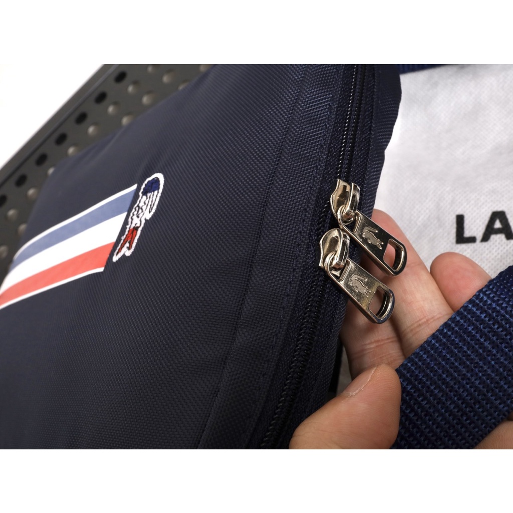 Túi đeo chéo Lacoste Tricolor - size  22 x 17 cm, vải canvas cao cấp chống thấm, phụ kiện cá tính