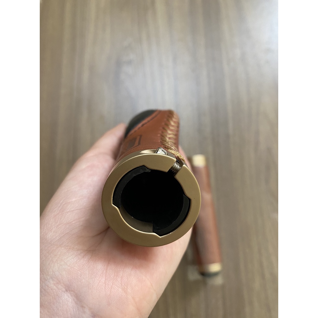 Tay nắm da, grip da thật cho xe đạp, thương hiệu Darkrock