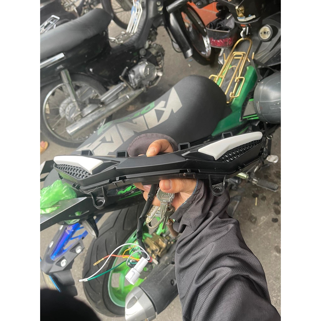 Led trên audi A11 cho ex150 ( chỉnh nhút bấm )