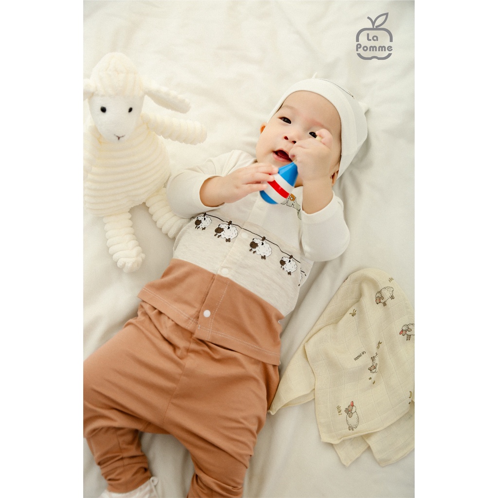Bộ La Pomme Bamboo cừu treo cài chéo cài giữa body dài tay sơ sinh cao cấp cho bé trai bé gái SLS061 JL061 SLD061