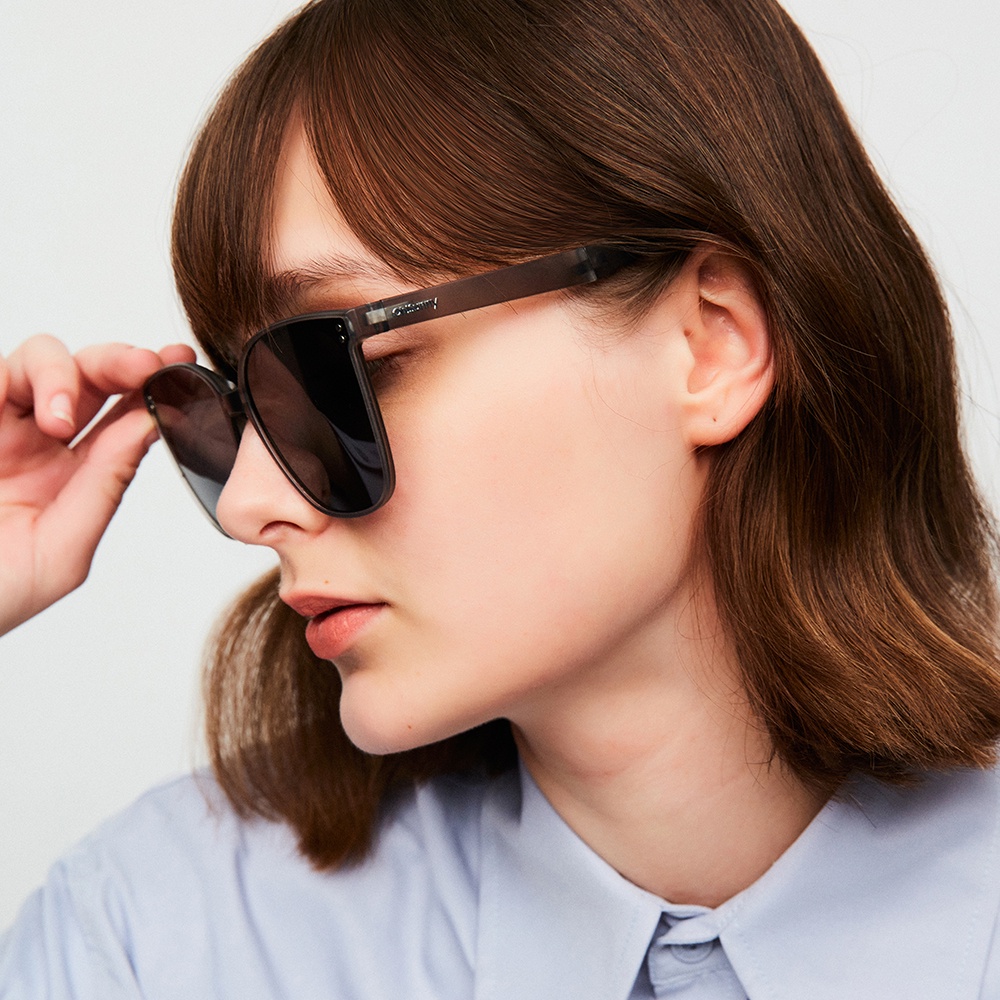 Kính mát Ohsunny chống tia uv có thể gấp lại thời trang sành đIệu