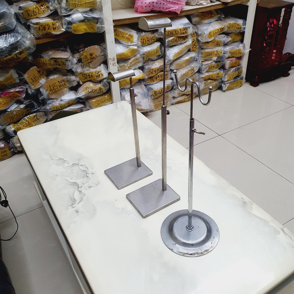 KỆ TREO TÚI TRƯNG BÀY GIỎ XÁCH - HÀNG SẴN [NHẬP KHẨU QUẢNG CHÂU]