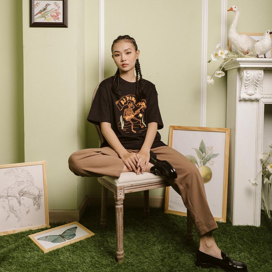 Áo thun nam nữ Be Here Now SS9B - TheFreedom