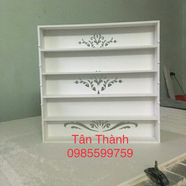 Kệ để chai sơn móng tay