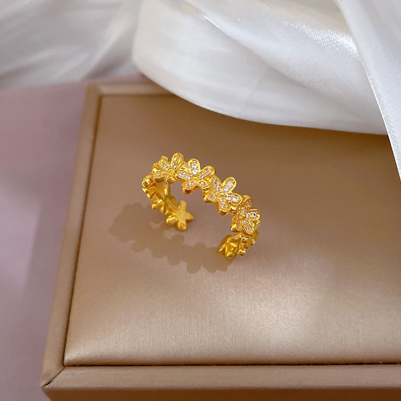 Nhẫn Titan nữ không gỉ Vàng 18k Trang sức Titan Hoa đẹp kim cương sang trọng