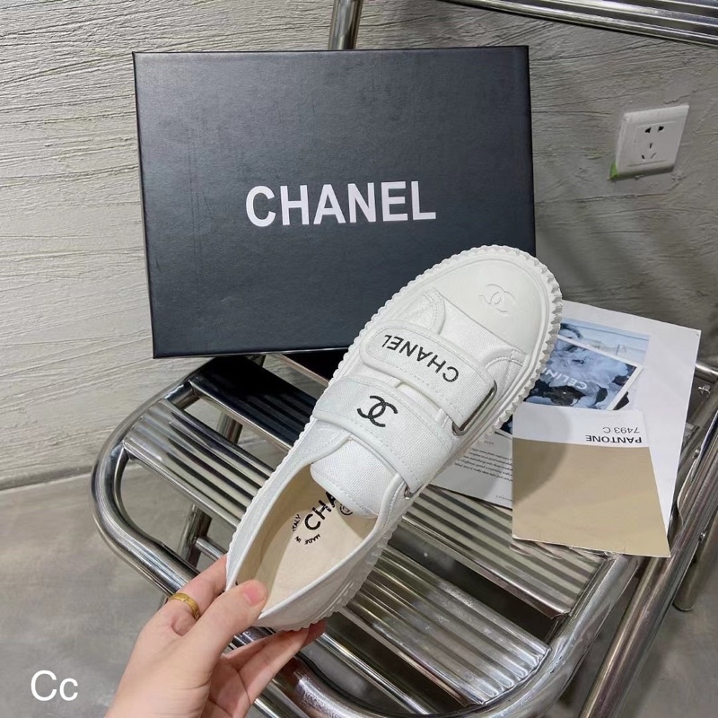 Giầy Slip On Chanel 2 Màu Trắng Đen Full Size 35-39