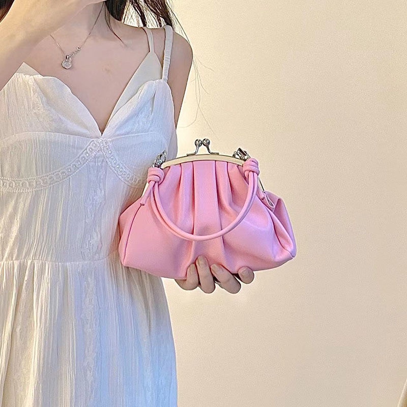 Túi Xách Đeo Chéo Dây Xích Thời Trang Mùa Hè 2022 Dễ Thương Dành Cho Nữ