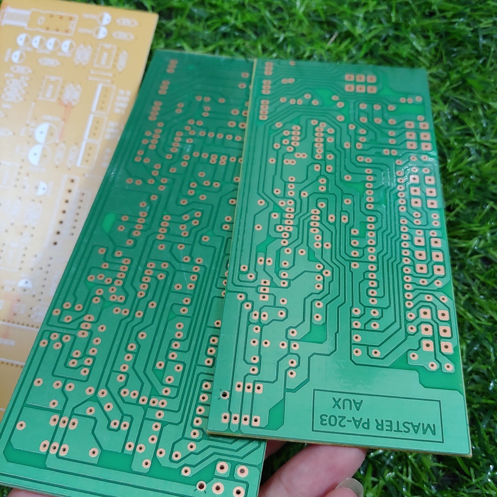 Bo pcb echo pcb mic pcb music chưa gắn linh kiện