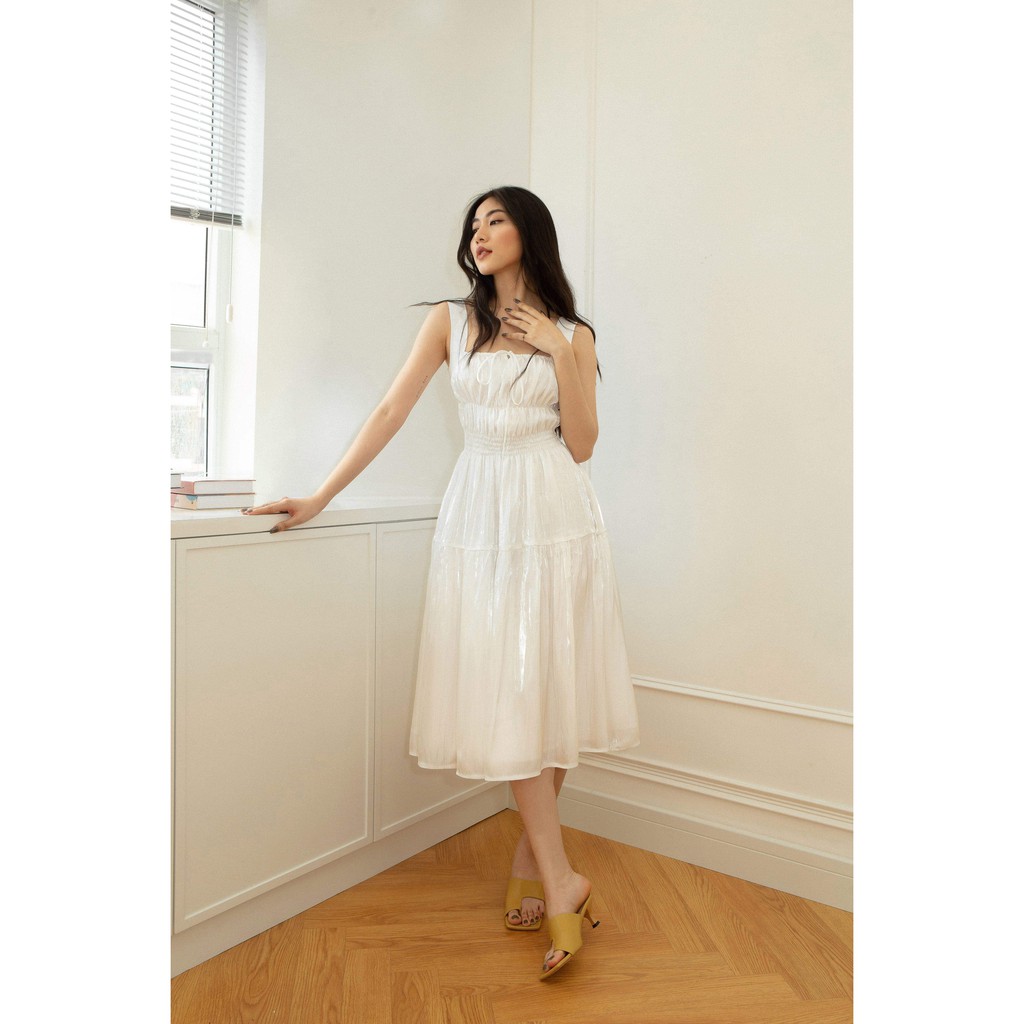 Váy Đầm Hai Dây Nhún Eo Dáng Dài Màu Trắng EDINI - D1404 | BigBuy360 - bigbuy360.vn