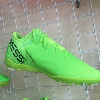 Giày bóng đá sân cỏ nhân tạo MESSI