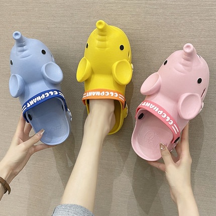 Dép sandals chống trượt thiết kế hình chú voi hoạt hình đáng yêu cho trẻ em và người lớn
