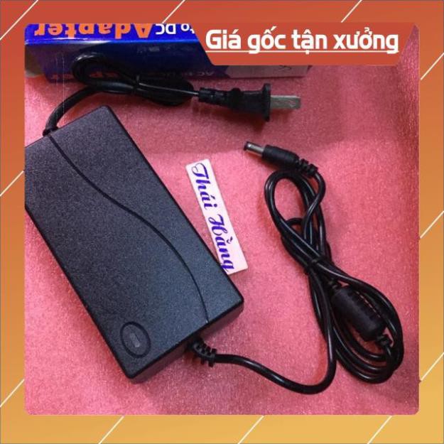 . Nguồn đen 2 dây 12 v/5 A loại tốt (1 chiếc) ..