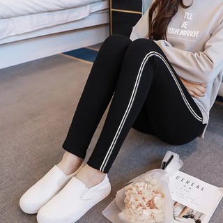 Quần legging bầu màu đen có viền trắng,thun cottton dày mịn co giãn tốt,kiểu dáng trẻ trung hiện đại,hàng xuất Hàn Quốc