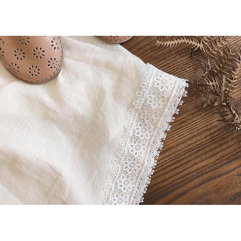 Đầm đũi trắng pha ren xinh xắn cho bé gái