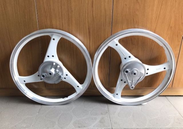 Bánh mâm 3D wave dream và các đời xe Honda thắng đùm trước sau msp 0030
