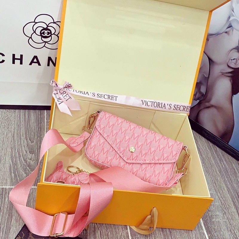 Túi đeo chéo mcm về hàng new 3 màu siêu xinh