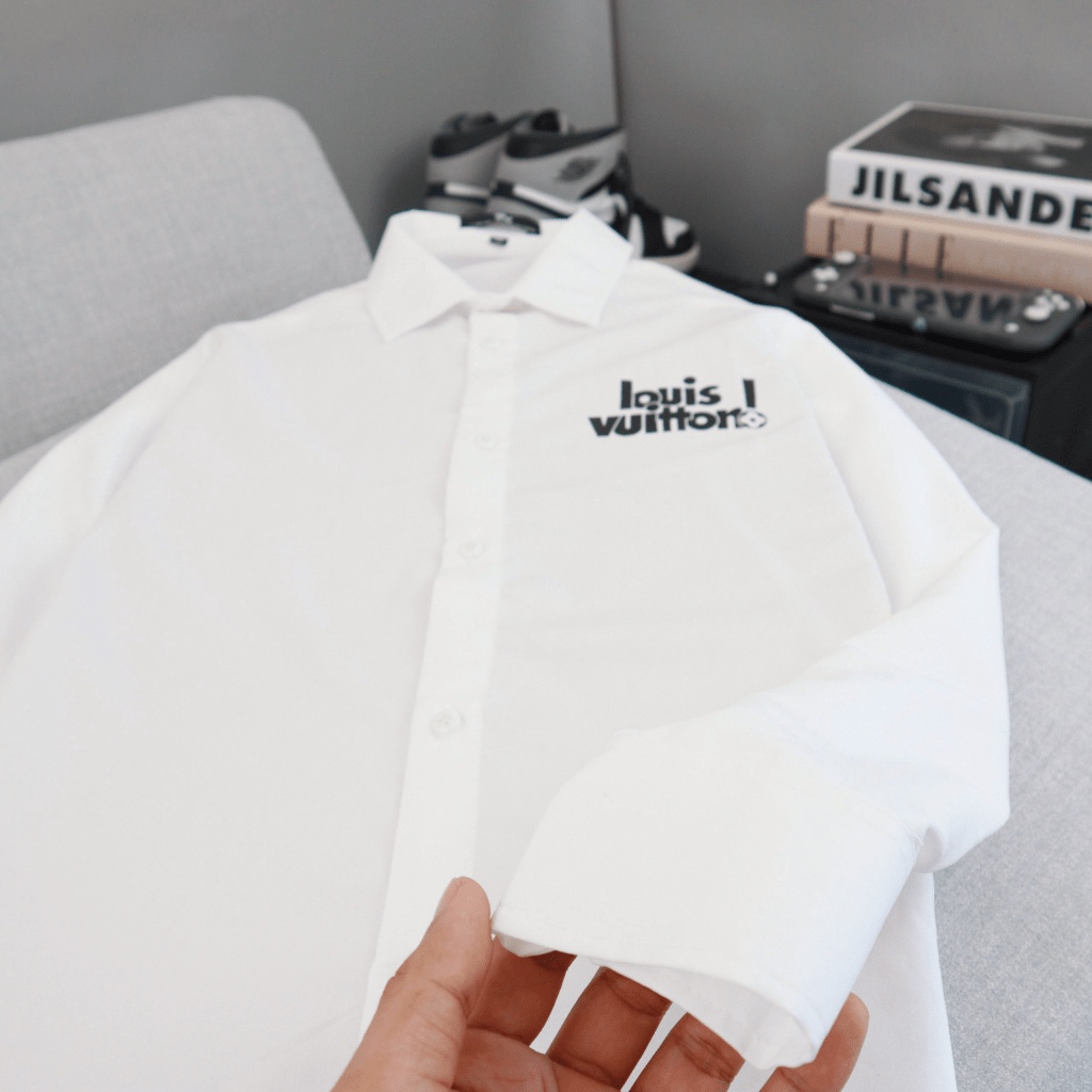 ÁO SƠ MI NAM HẠO TIÊT LVI ĐẸP SANG CÁ TÍNH THỜI TRANG SÀNH ĐIỆU CHẤT LIỆU LỤA CAO CẤP CO GIẢN COA HAI MÀU ĐEN TRẮNG VALE