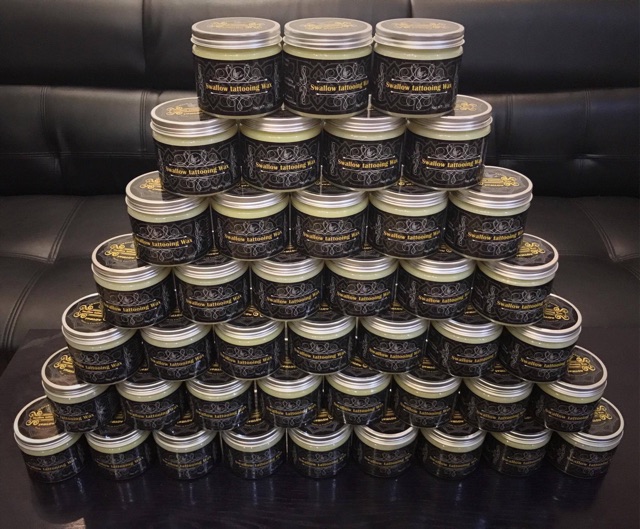Vaseline swallow sử dụng khi xăm hình và phun xăm