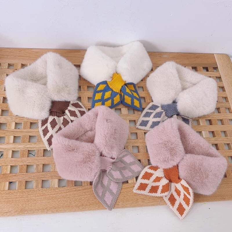 Khăn quàng cổ chấm bi cho bé gái từ 2-7 tuổi