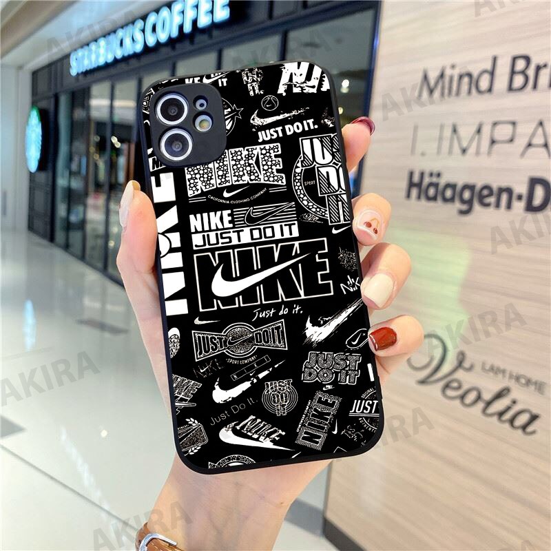 Ốp Lưng  nike cho iphone 14/14pro/14plus/14promax hoạ tiết N.i.k.e nền đen Vuông Cạnh Bảo Vệ camare  Akira case