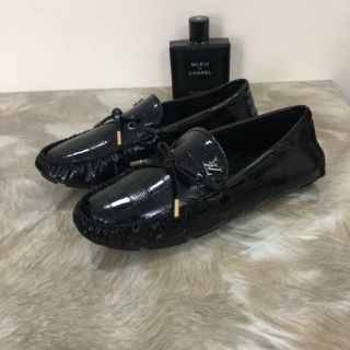 Giày lười nam LV
