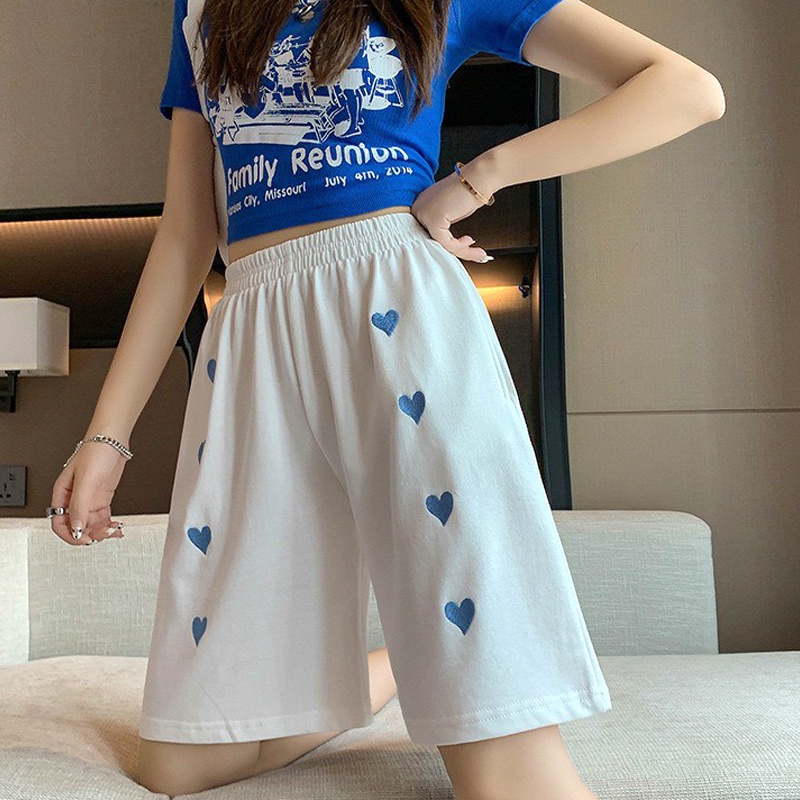Quần đùi nữ L99 họa tiết tim trước, quân short nữ ống rộng phong cách Hàn Quốc cá tính chất liệu cao cấp dày dặn. Q2